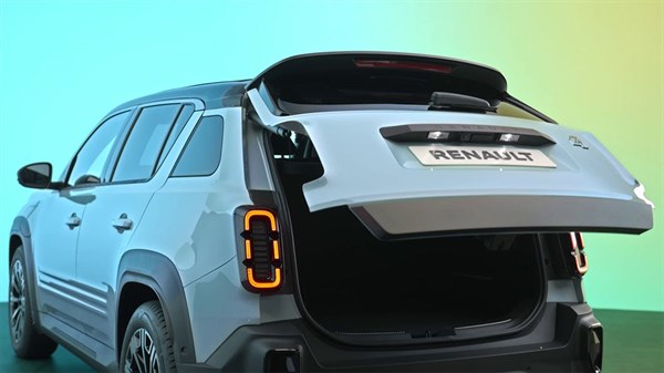 le hayon motorisé - R4 E-Tech électrique - Renault