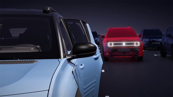 la sortie sécurisée du véhicule - R4 E-Tech électrique - Renault