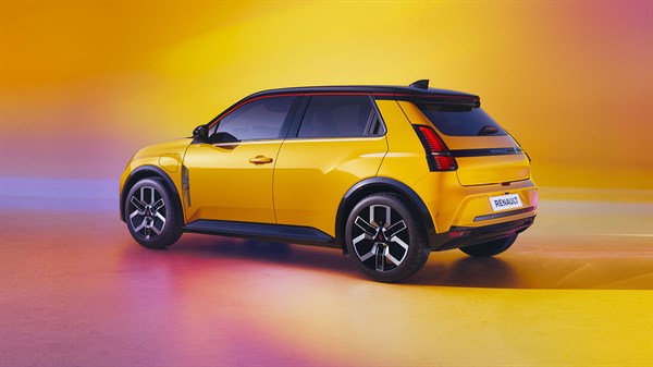 Renault 5 E-Tech electric - finance