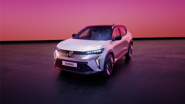 contrat de location longue durée (LLD) - Renault Scenic E-Tech électrique