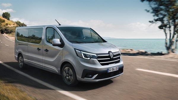 Renault Trafic SpaceClass - jusqu'à 9 places à bord