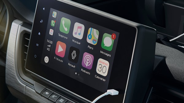 Renault Trafic SpaceClass - système multimédia easy link