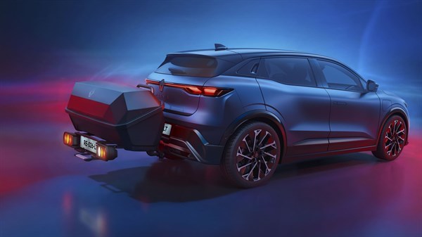 aero cargo box™ Renault et porte-vélos sur attelage - Renault Megane E-Tech électrique