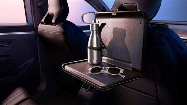 tablette arrière sur système multifonction - Renault Scenic E-Tech électrique