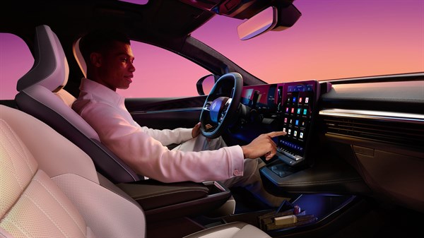 reconnaissance faciale avec réglage du siège conducteur - Renault Scenic E-Tech électrique